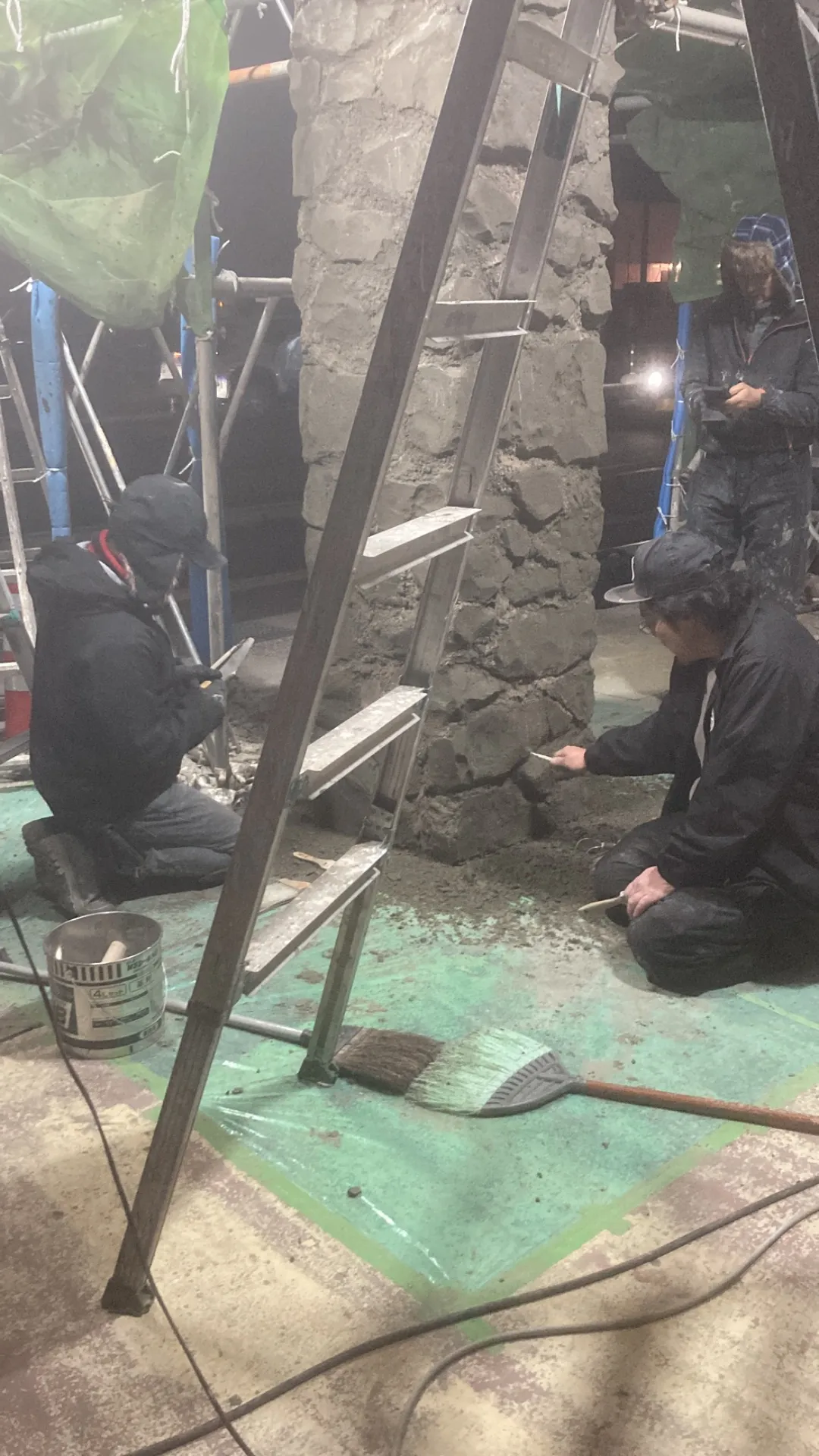 出雲、モルタル造形